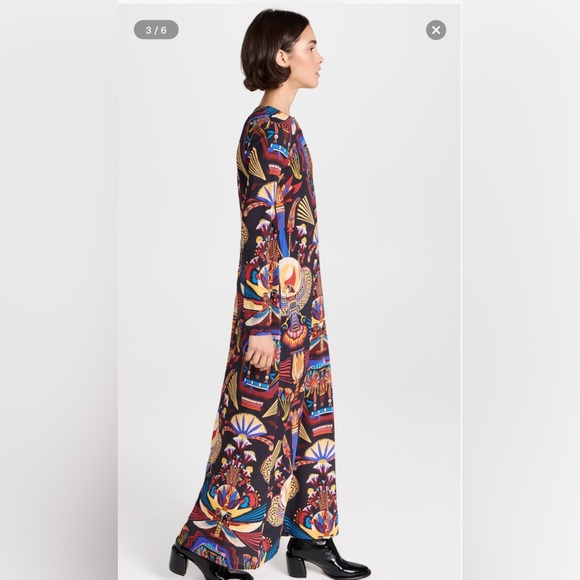 La DoubleJ
Long Sleeve Swing Dress
NWT - Picture 3 of 11